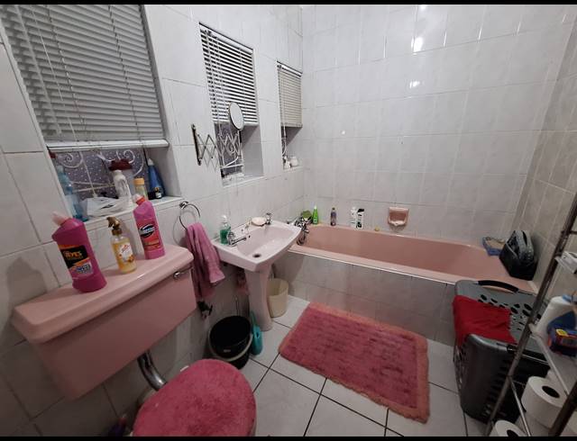3 BEDROOM HOUSE FOR SALE IN VANDERBIJLPARK SW 1